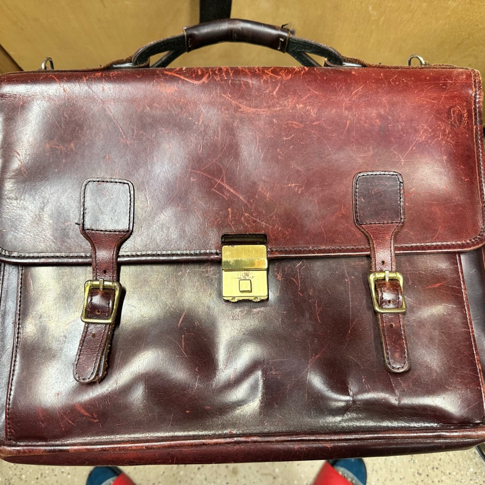 Hartmann Attaché